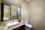 Villa-Amelia-Bali-Bathroom-2