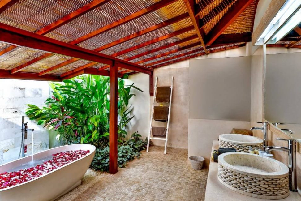 Villa-Bibi-Bali-Open-Style-Bathroom