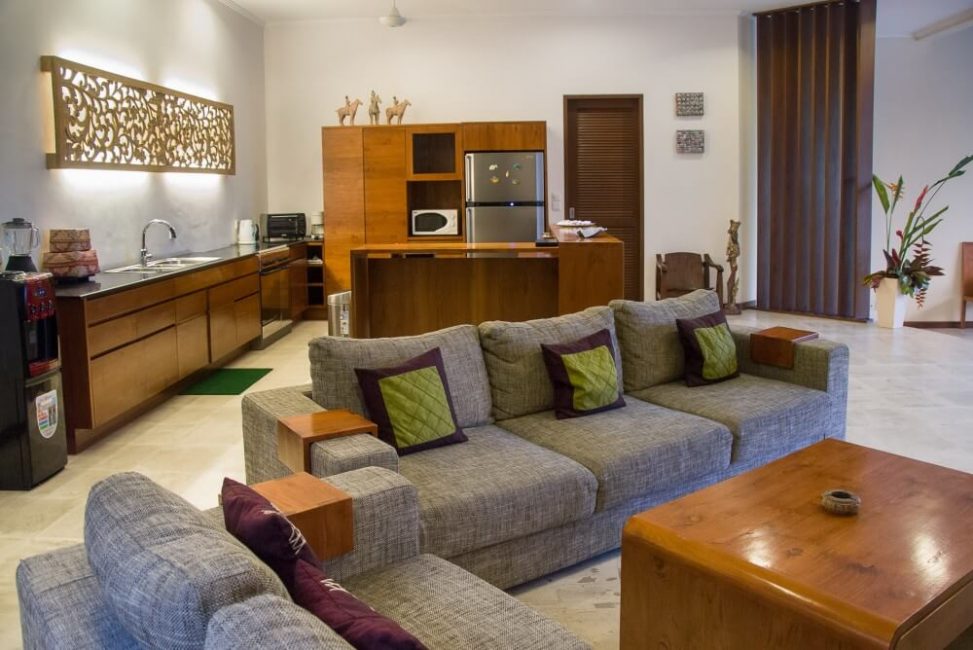 villa-suliac-bali-living-sofa