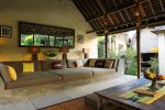 05-Villa Belong Dua Outdoor living area seating