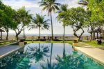 14-Villa Ylang Ylang Pool with palm reflections