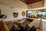 3-villa-The-Maya-Lounge-Area