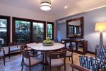 villa-sunset-golf-indoor-dining-table