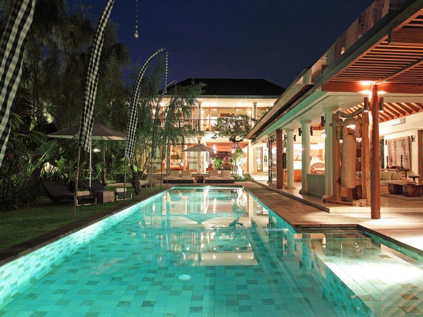30. Villa Sarasvati Reflections over the pool